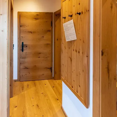 Madlhof Hotel apartamentowy