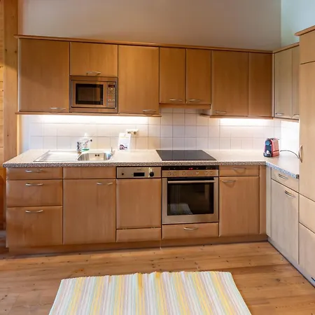 Madlhof شقة فندقية 4*